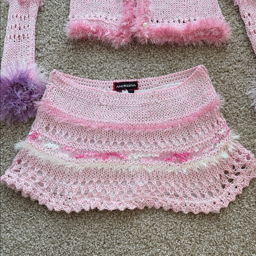 Pink Knit Sweater and skirt - Picture 2 of 5